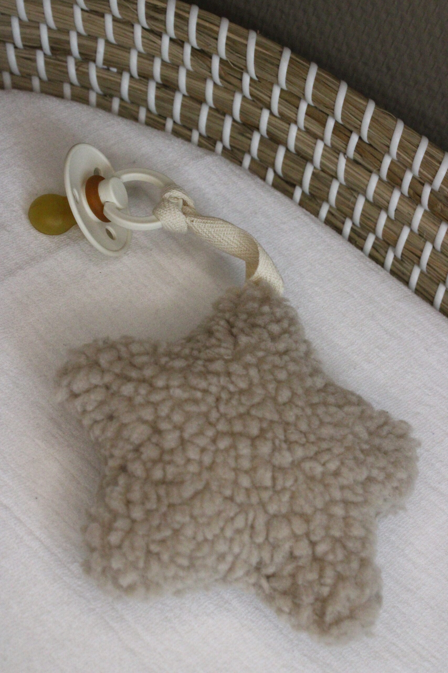 Little Indians Teddy Speenkoord | Ster Ecru